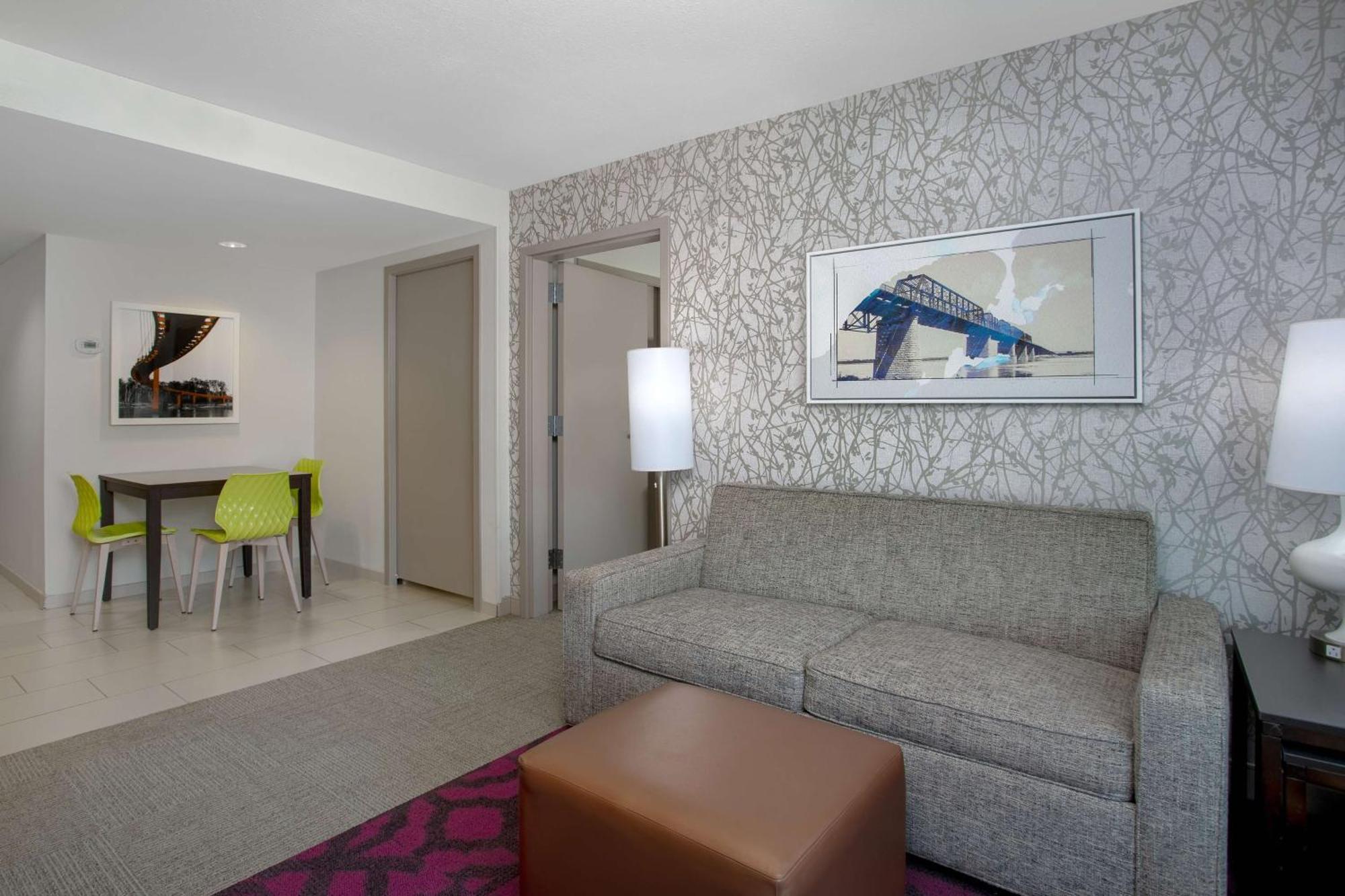 Home2 Suites By Hilton Omaha West Екстер'єр фото